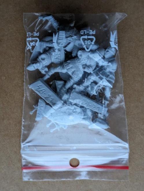 Brother Vinni miniatures – Saga Medieval Knights with swords, Hobby en Vrije tijd, Wargaming, Nieuw, Historisch, Figuurtje(s)