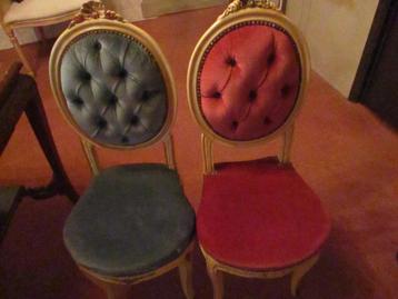 Chaises style Louis XVI (2 pièces)