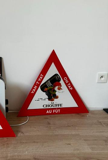 Chouffe driehoek bord beschikbaar voor biedingen