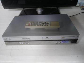Panasonic combi DVD speler/VHS recorder NV-VP30EC beschikbaar voor biedingen