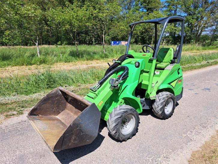 Avant R28 2018 Kniklader, Zakelijke goederen, Machines en Bouw | Tuin, Park en Bosbouw, Overige typen, Ophalen