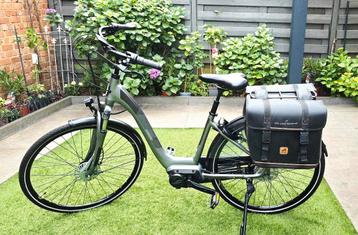 elektrische giant fiets middenmotor met zeer goede batterij, Fietsen en Brommers, Ophalen, Zo goed als nieuw, Giant