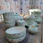 Lenteservies, Huis en Inrichting, Keuken | Servies, Ophalen, Zo goed als nieuw, Overige stijlen, Compleet servies