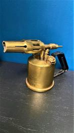 Ancienne lampe à carbure doré gravée, Antiquités & Art, Enlèvement ou Envoi