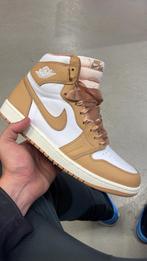 Air Jordan 1 Retro High OG Praline, Kleding | Dames, Overige kleuren, Nike, Nieuw, Ophalen of Verzenden