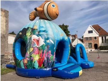 springkasteel  6 x 5 m beschikbaar voor biedingen