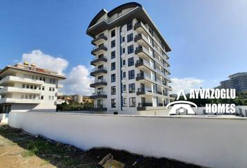 1+1 appartement in Demirtaş Op slechts 800 meter van de zee beschikbaar voor biedingen