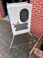 Werfkast, Bricolage & Construction, Électricité & Câbles, Enlèvement, Utilisé