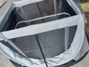 ZEER HANDIG REISBEDJE VOOR BABYS beschikbaar voor biedingen