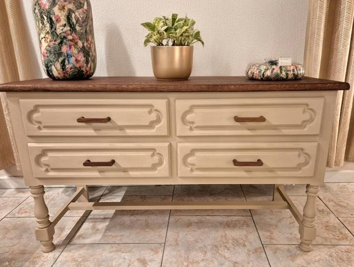 Trés belle commode relooké, Maison & Meubles, Armoires | Commodes, Comme neuf, Chêne, 3 ou 4 tiroirs, Enlèvement