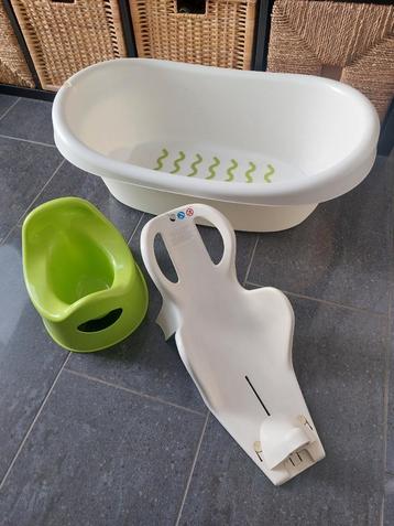 Ensemble bain bébé baignoire siège et petit pot beschikbaar voor biedingen