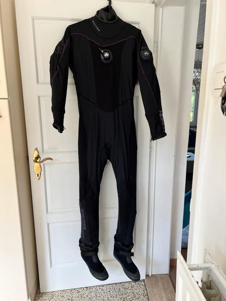 Droogpak duiken drysuit vrouwen maat 40-42, Watersport en Boten, Duiken, Zo goed als nieuw, Ophalen