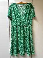 Robe verte fleurie Amisu - Taille 38 --, Vêtements | Femmes, Robes, Taille 38/40 (M), Enlèvement ou Envoi, Comme neuf, Vert