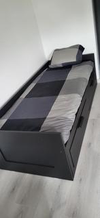 Bed inclusief matras (uitschuifbaar), Maison & Meubles, Chambre à coucher | Lits, Comme neuf, Noir, 90 cm, Bois