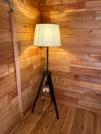 Staande lamp, in hoogte verstelbaar., Huis en Inrichting, Lampen | Vloerlampen, Ophalen, Zo goed als nieuw, Hout