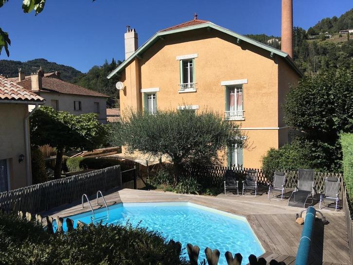 B&B, chambres d'hôtes gîte zwembad te koop Ardèche Frankrijk, Immo, Buitenland, Frankrijk, Woonhuis, Dorp, Verkoop zonder makelaar