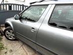skoda yeti  78.500Km, Auto's, Voorwielaandrijving, Euro 5, Overige bekleding, Regensensor