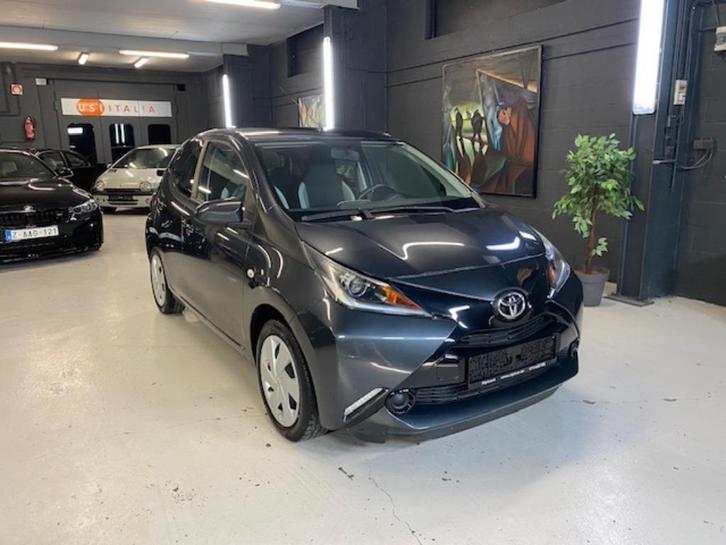 TOYOTA AYGO **BOITE AUTOMATIQUE** 12 MOIS DE GARANTIE, Auto's, Toyota, Bedrijf, Te koop, Aygo, ABS, Airbags, Alarm, Bluetooth