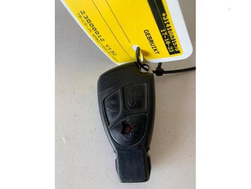 Sleutel van een Mercedes E-Klasse, Auto-onderdelen, Overige Auto-onderdelen, Mercedes-Benz, Gebruikt, 3 maanden garantie, Ophalen of Verzenden