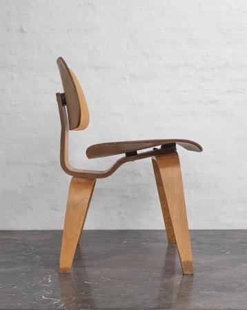 DCW Charles & Ray Eames Evans x vitra herman miller beschikbaar voor biedingen