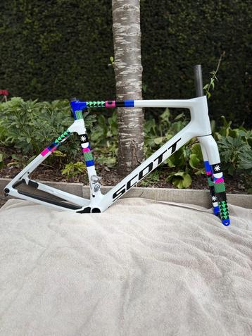 SCOTT nieuw  ADDICT GRAVEL RC HMX FRAME SET disc 2025 beschikbaar voor biedingen