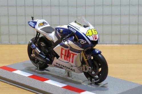 Valentino Rossi Yamaha YZR M-1 Qatar 2010 1:18 los, Hobby & Loisirs créatifs, Voitures miniatures | 1:18, Neuf, Moteur, Autres marques