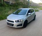 Chevrolet Aveo • 2011 • 1.4Benzine • 120.000KM • Euro5, Te koop, Zilver of Grijs, Bedrijf, Stadsauto