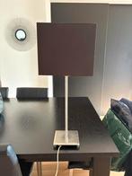 Lampe design minimaliste chromée et abat-jour brun, Maison & Meubles, Enlèvement, Utilisé, Moderne, 50 à 75 cm