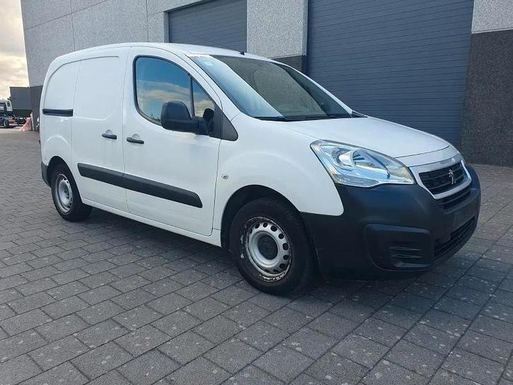 Peugeot Partner 16.L -100 PK (bj 2018), Auto's, Bestelwagens en Lichte vracht, Bedrijf, Peugeot, Diesel, Euro 6, Handgeschakeld