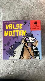 Gezelschapsspel Valse motten, Ophalen of Verzenden, Zo goed als nieuw