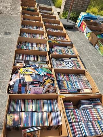 Lot van ongeveer 3000 cd's beschikbaar voor biedingen
