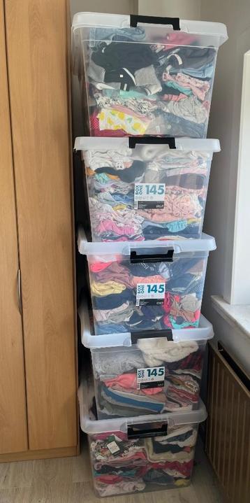 Vanalles te koop van baby-kinderkleding/baby benodigdheden,. beschikbaar voor biedingen