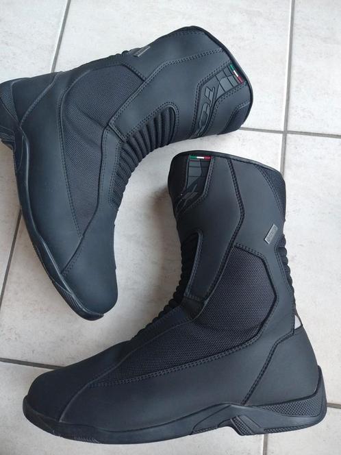 Motorlaarzen Merk Gore-tex, in perfecte staat maat 42, Motoren, Kleding | Motorkleding, Laarzen, Ophalen of Verzenden