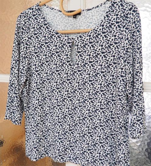 Mayerline blouse maat 40 donkerblauw cheta op wit, Vêtements | Femmes, Tops, Comme neuf, Taille 38/40 (M), Blanc, Manches longues