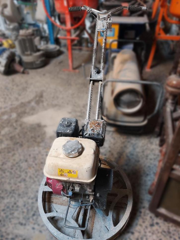 Betonhelikopter (troffel) - BT/ABM, Doe-het-zelf en Bouw, Gereedschap | Overige machines, Gebruikt, Ophalen