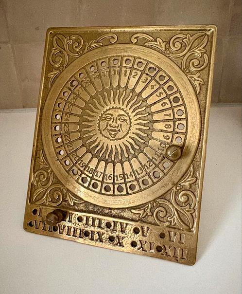 Eeuwig durende kalender, Diversen, Kalenders, Ophalen