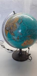 Antieke wereldbol met licht, Maison & Meubles, Accessoires pour la Maison | Globes, Comme neuf, Enlèvement ou Envoi