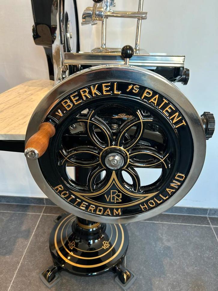 Prachtige oude snijmachine berkel gerestaureerd zwart goud, Antiek en Kunst, Antiek | Keukengerei, Ophalen