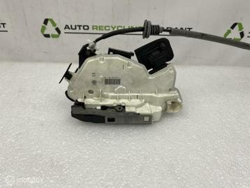 Portierslot Links Volkswagen Beetle 5C ORIGINEEL  5K1837015H beschikbaar voor biedingen