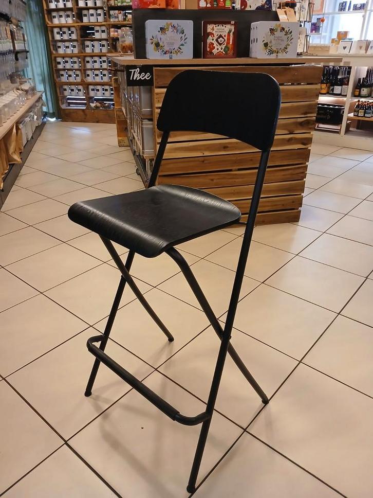 opklapbare barkruk, zwart, ikea (franklin), Huis en Inrichting, Overige Huis en Inrichting, Gebruikt, Ophalen