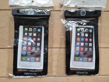 Waterproof smartphone pouch (NEW) beschikbaar voor biedingen