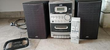 JVC stereo keten met 2 boxen beschikbaar voor biedingen