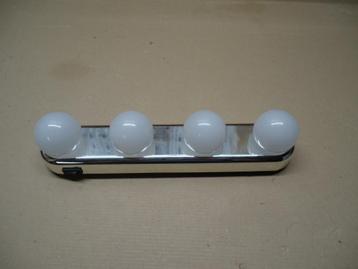 NIEUWE LED-lamp om op te plakken!!! beschikbaar voor biedingen