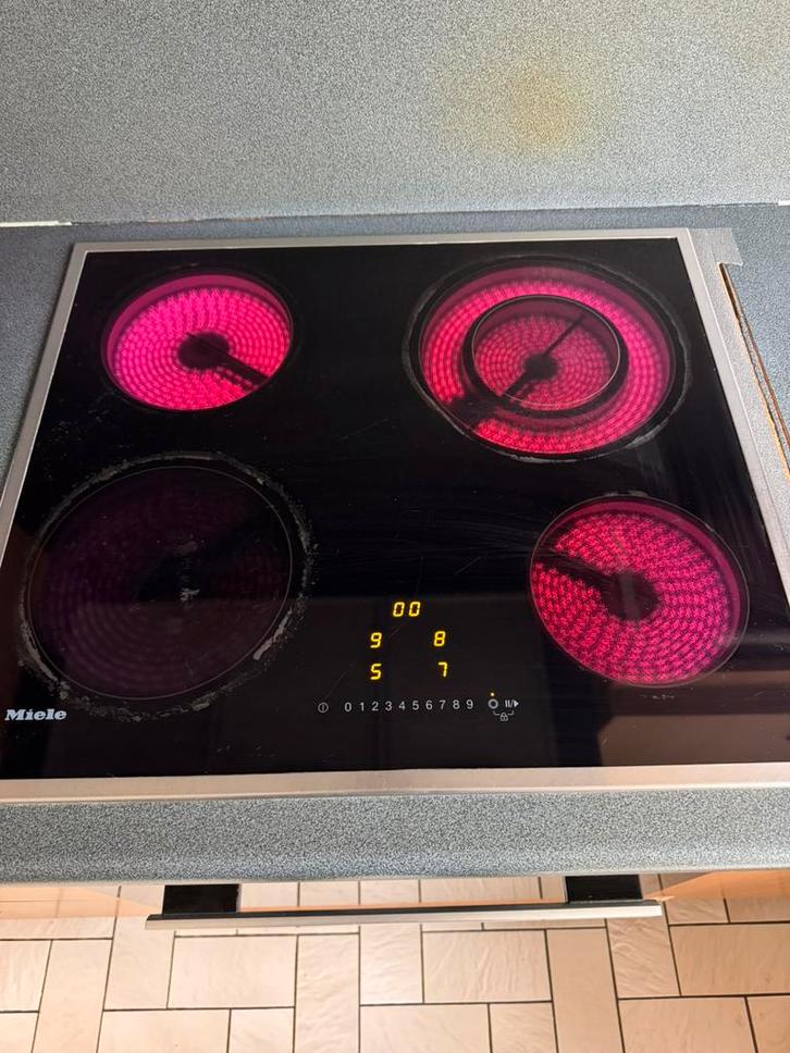 Kookplaat van Miele, Elektronische apparatuur, Ovens, Zo goed als nieuw, Grill, Ophalen
