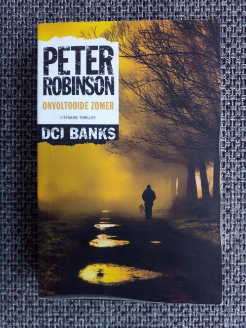 Peter Robinson - Onvoltooide zomer (Zwart Beertje 3517), Boeken, Detectives, Gelezen, Ophalen of Verzenden