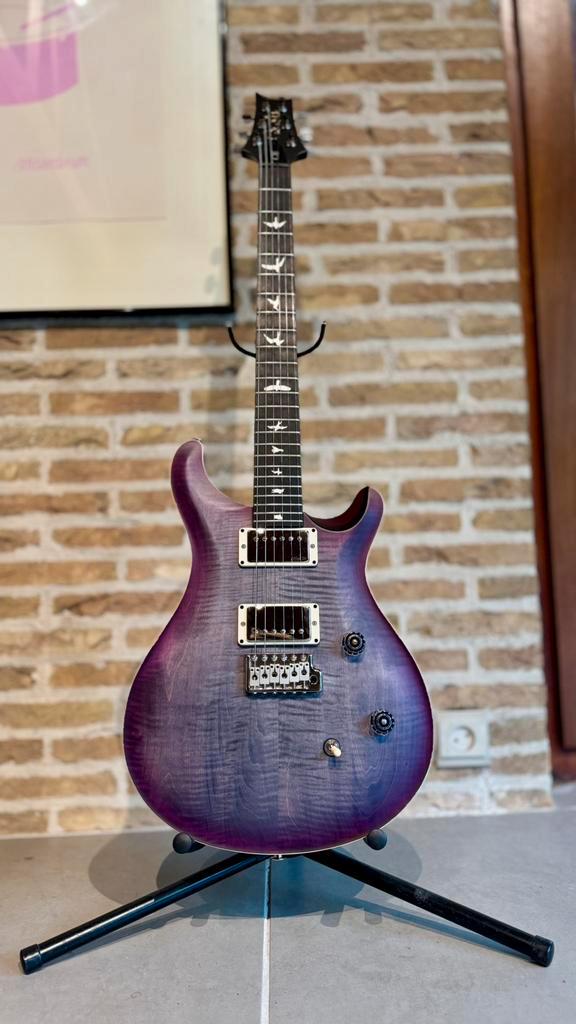 PRS CE24 Ebony FB 57/08’s, Satin Purpleburst, Muziek en Instrumenten, Snaarinstrumenten | Gitaren | Elektrisch, Nieuw, Solid body