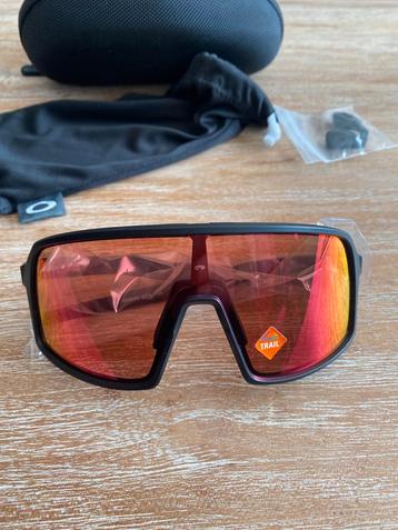 Oakley sutro s beschikbaar voor biedingen