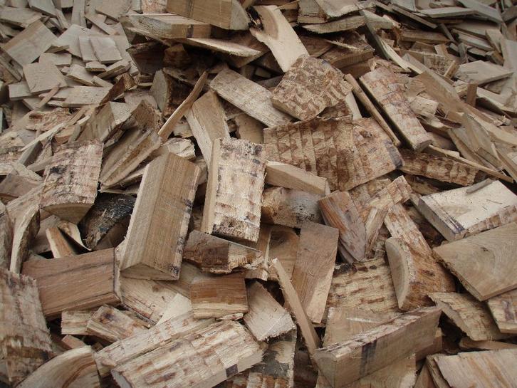 BOIS DE CHAUFFAGE - Chutes de scierie, Jardin & Terrasse, Bois de chauffage, Bûches, Chêne, 6 m³ ou plus, Envoi