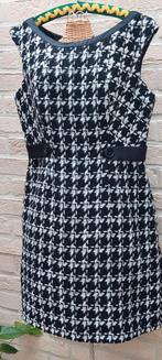 Kleedje 44cm van oksel tot oksel gevoerd dik stofje Sonia pe, Kleding | Dames, Jurken, Maat 38/40 (M), Zwart, Sonia pena, Ophalen of Verzenden