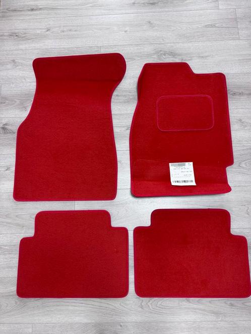Honda Civic 1995-2001 EK Ek9 Mattenset Rood RHD Rechts-stuur, Auto diversen, Automatten, Nieuw, Ophalen of Verzenden